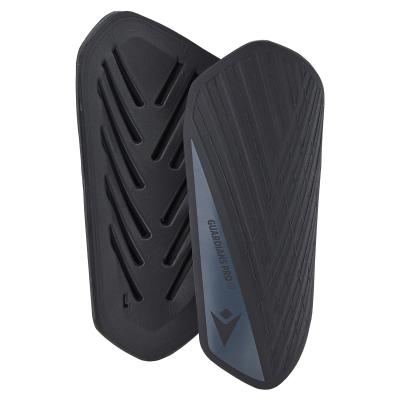 Щитки футбольные MACRON GUARDIANS EVO 01 SHINGUARDS