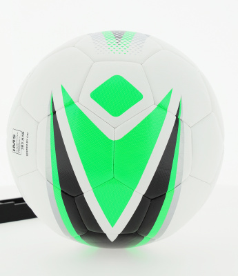 Мяч футбольный тренировочный MACRON SOLSTICE XH FOOTBALL TRAINING BALL N.4 (NO IMS) WHITE/GREEN