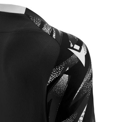 Футболка спортивная MACRON THEMIS ECO SHIRT BLACK/WHITE